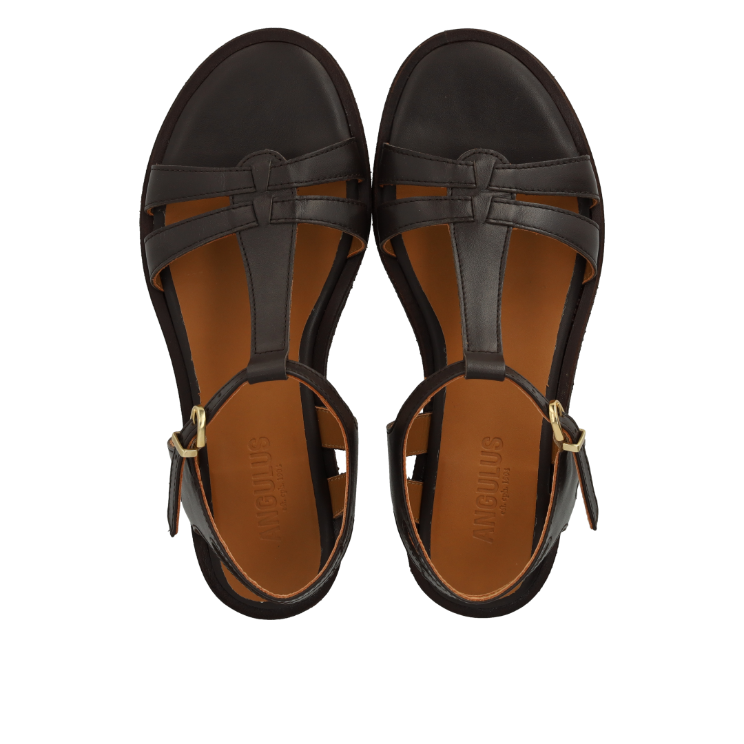 Classic strap sandal