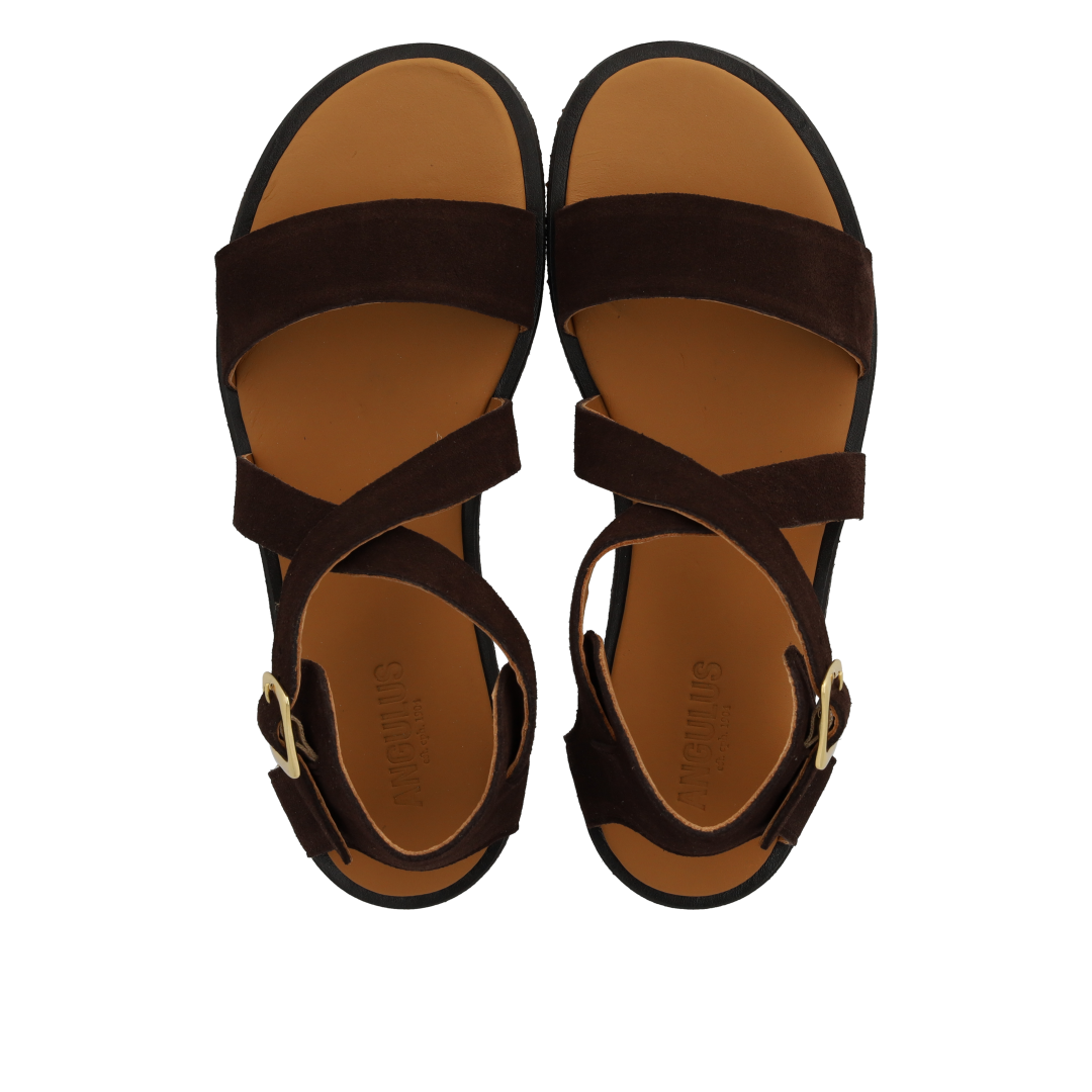 Sandal with buckle