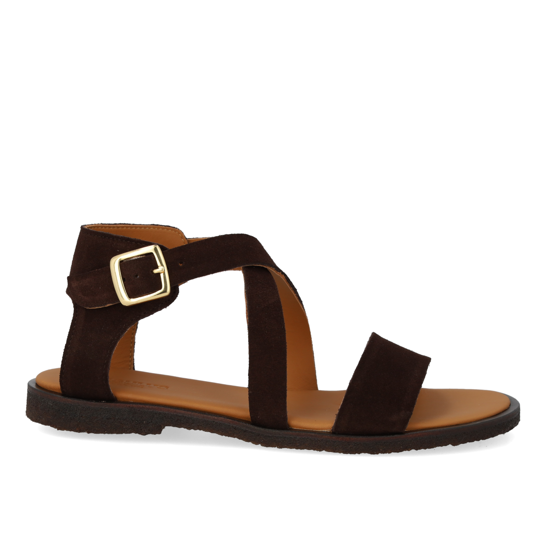 Sandal with buckle