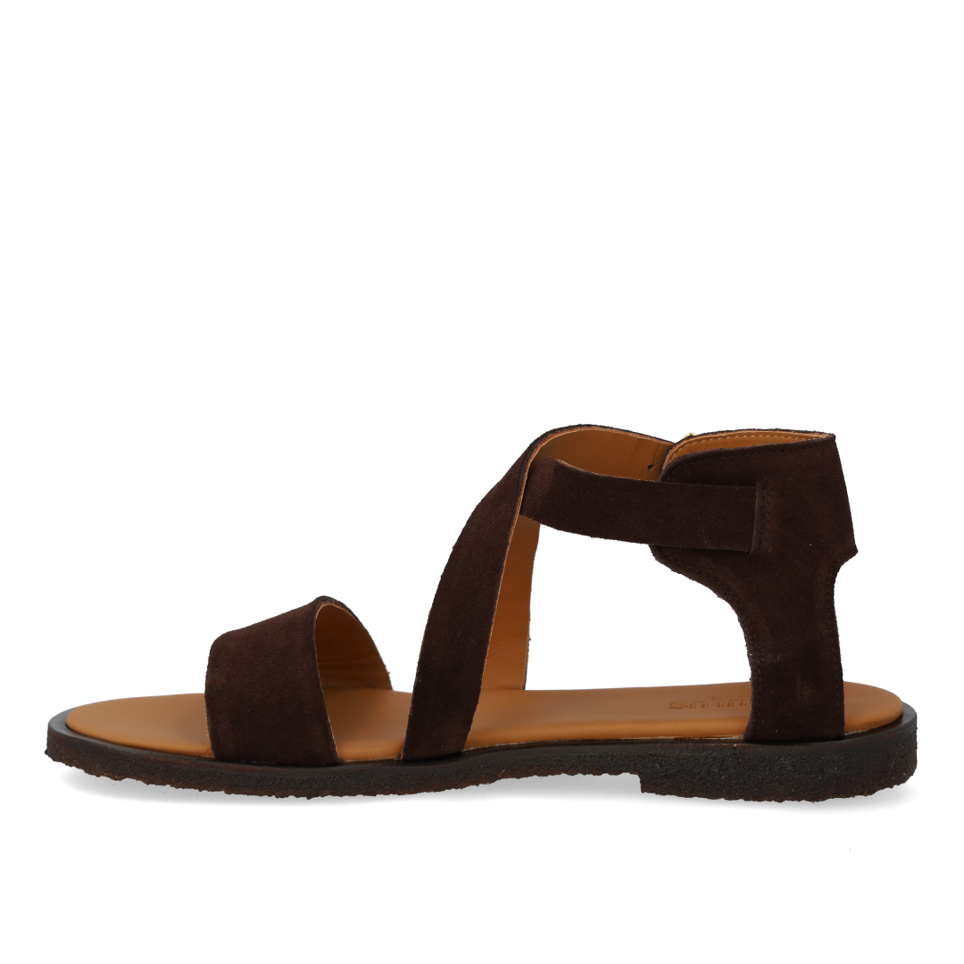 Sandal with buckle