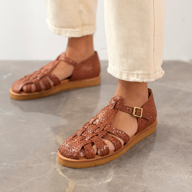 Hand-braided strap sandal with buckle