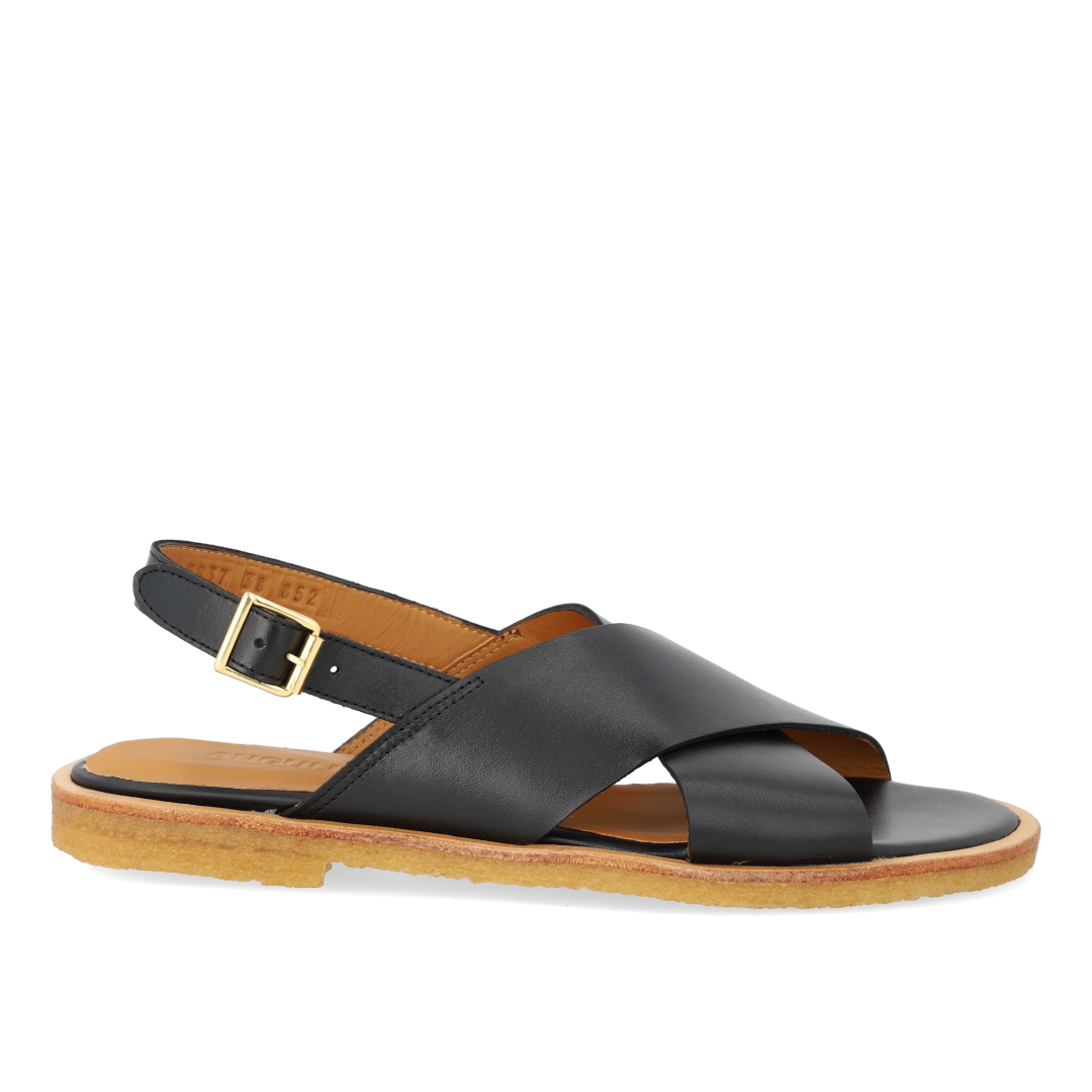 Classic criss-cross sandal