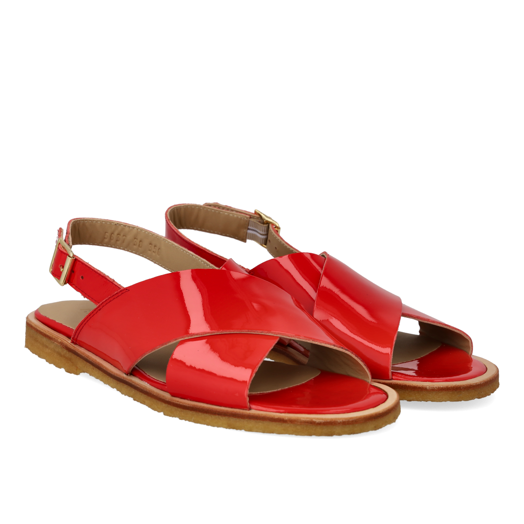 Classic criss-cross sandal