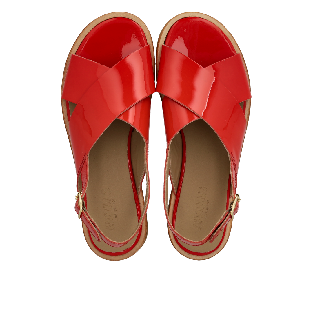 Classic criss-cross sandal