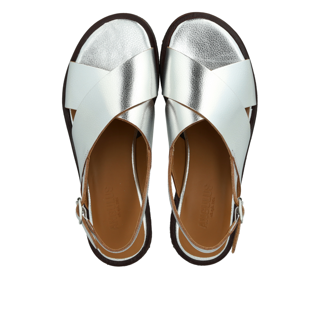 Classic cross sandal