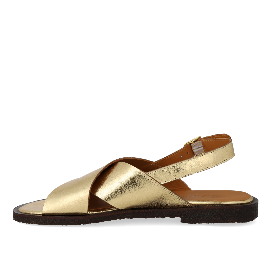 Classic criss-cross sandal