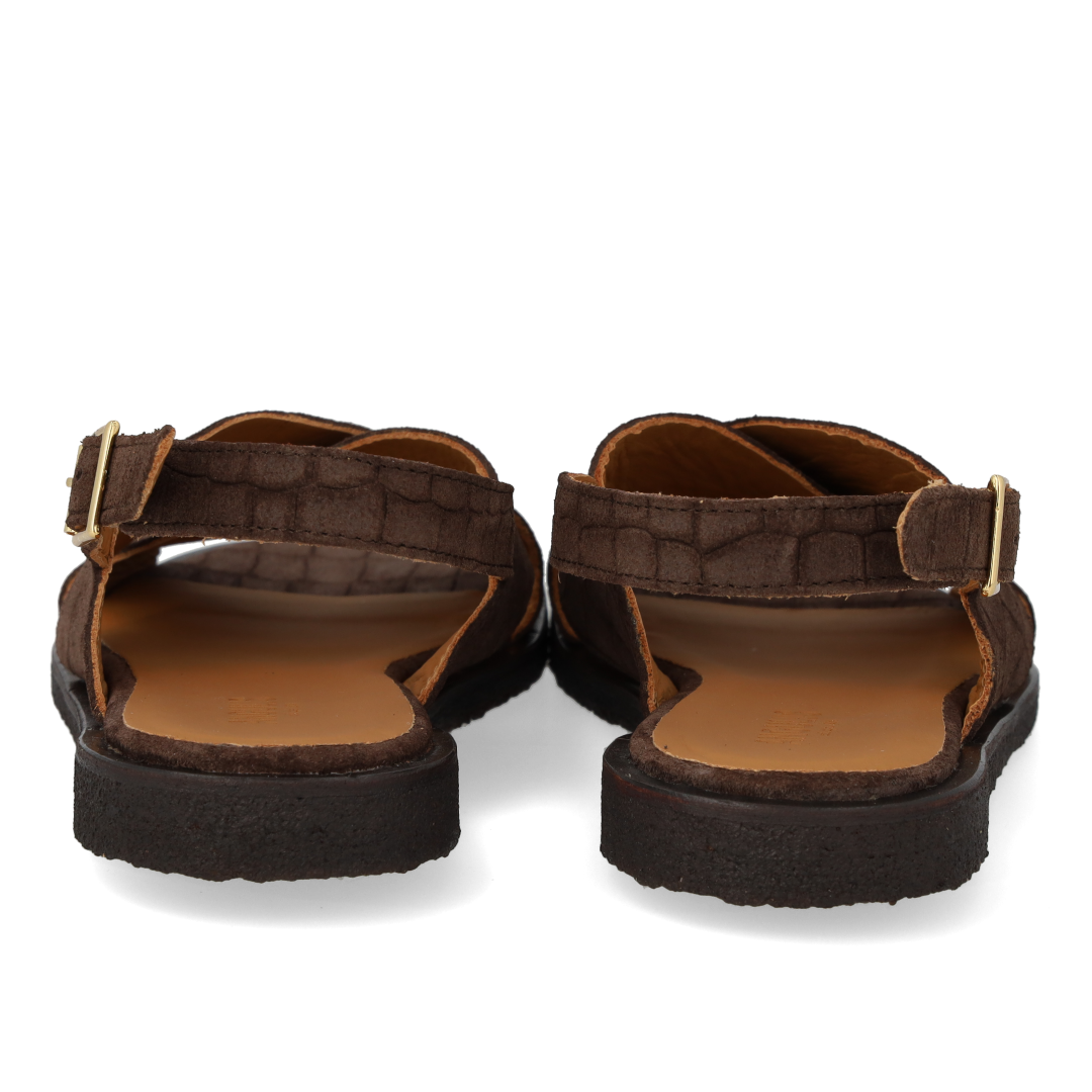 Classic cross sandal