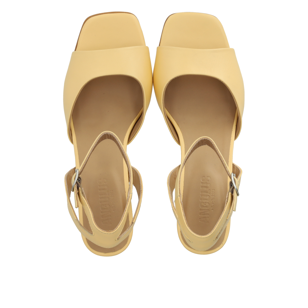 Heeled sandal