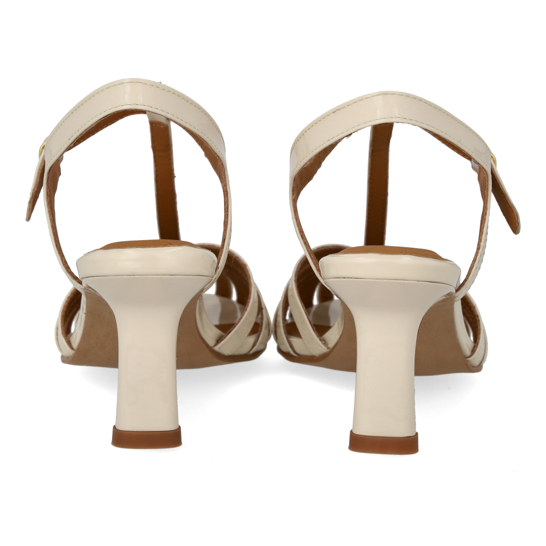 High-heeled sandal with beautiful organic front detail