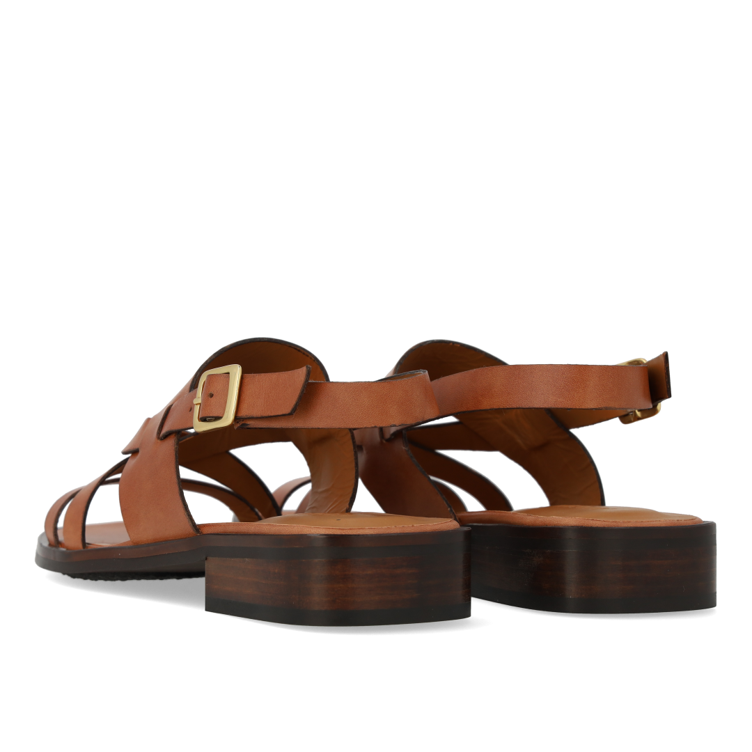 Strappy sandal