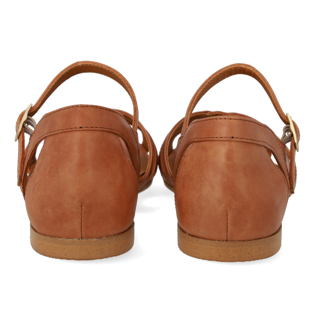 Strap sandal