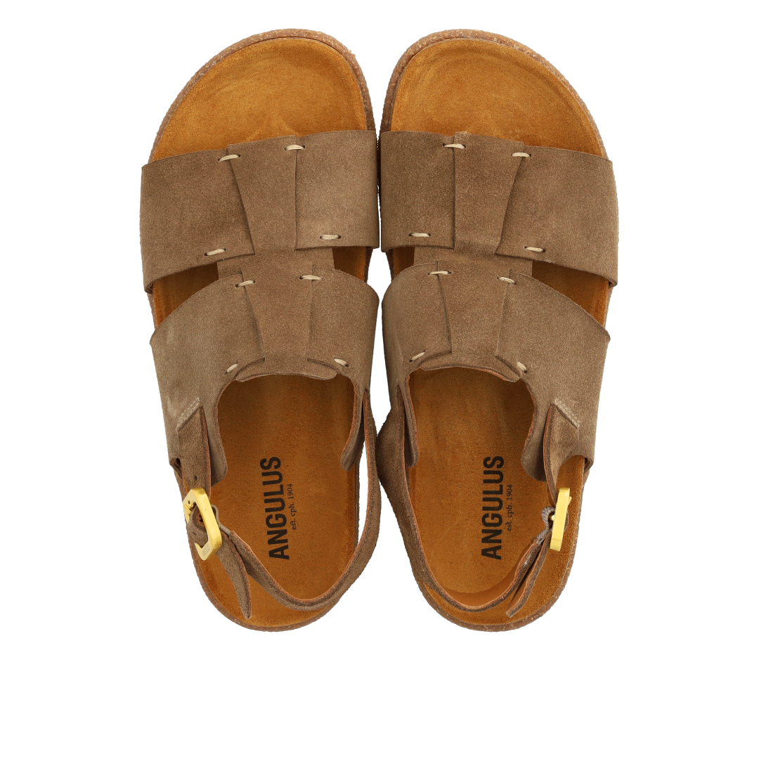 Footbed sandal with stitching details