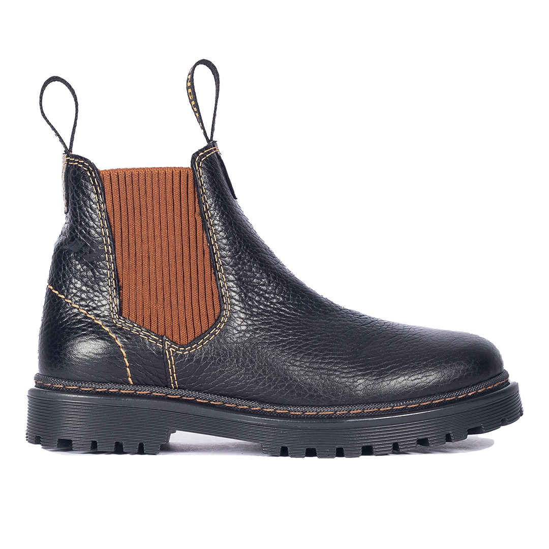 Chelsea boot with logo straps