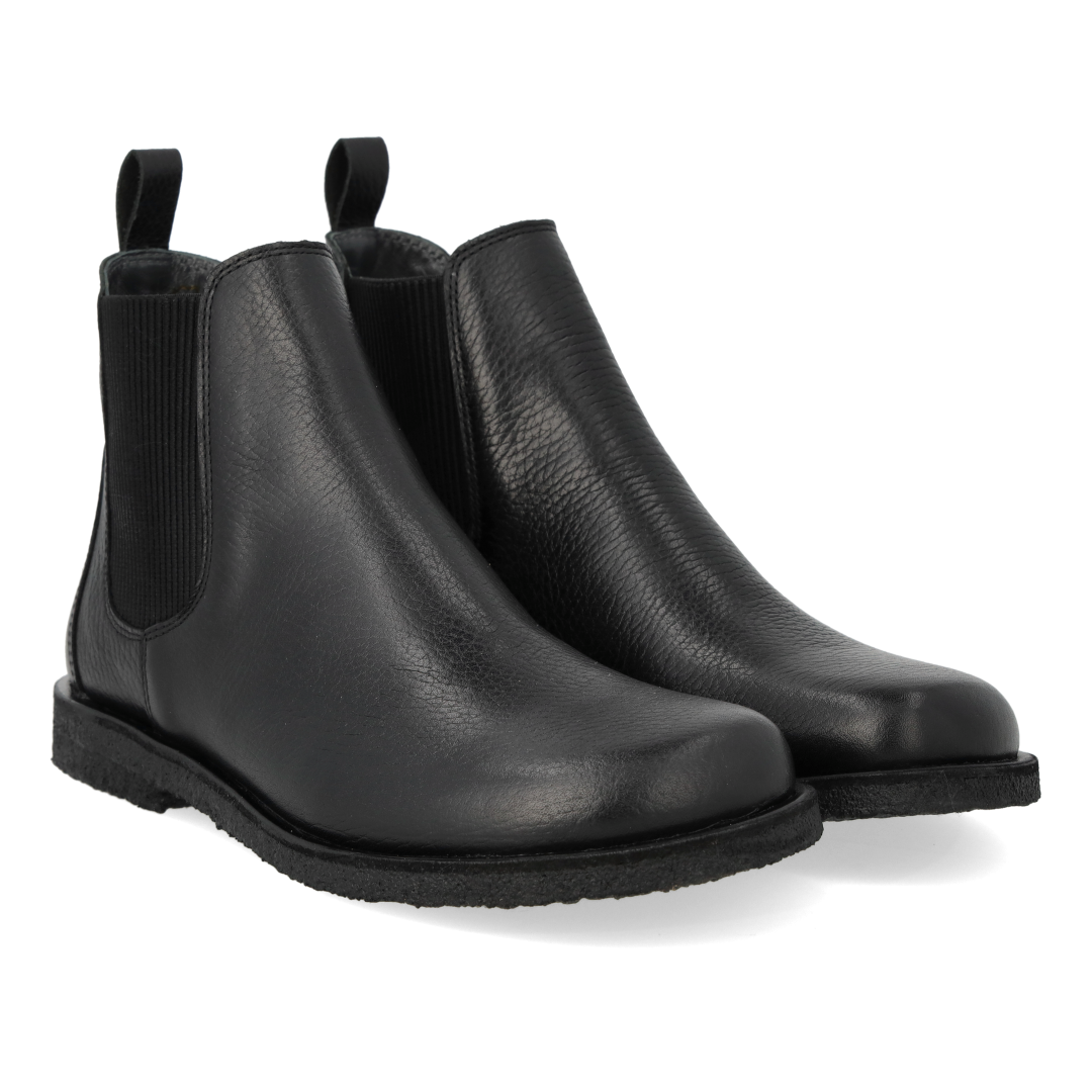 Chelsea boot with elastic and wide fit