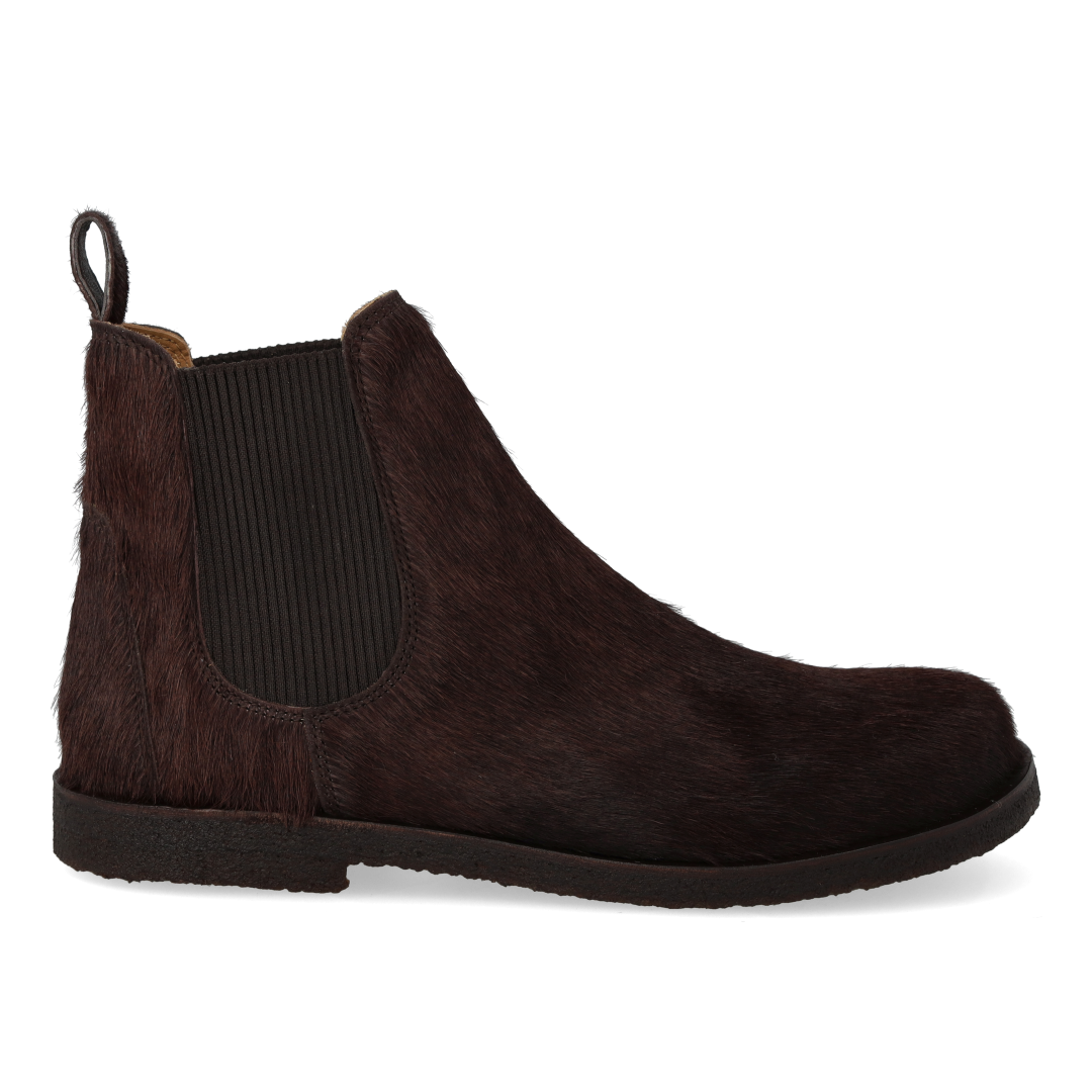 Chelsea boot with elastic and Wide fit