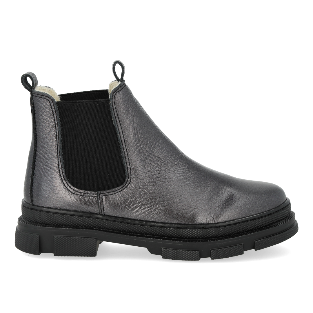 Chelsea boot with elastic and wool lining