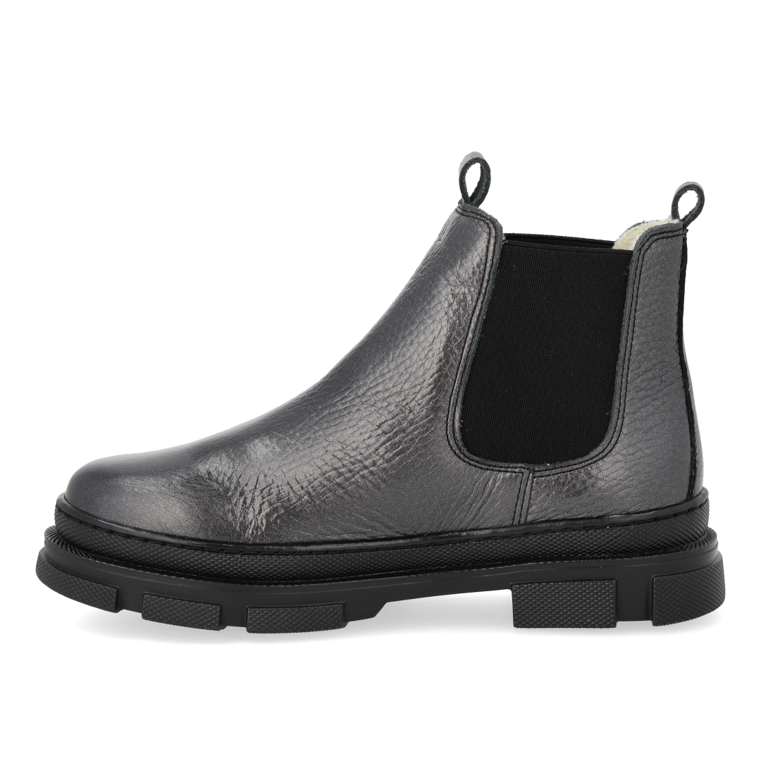 Chelsea boot with elastic and wool lining