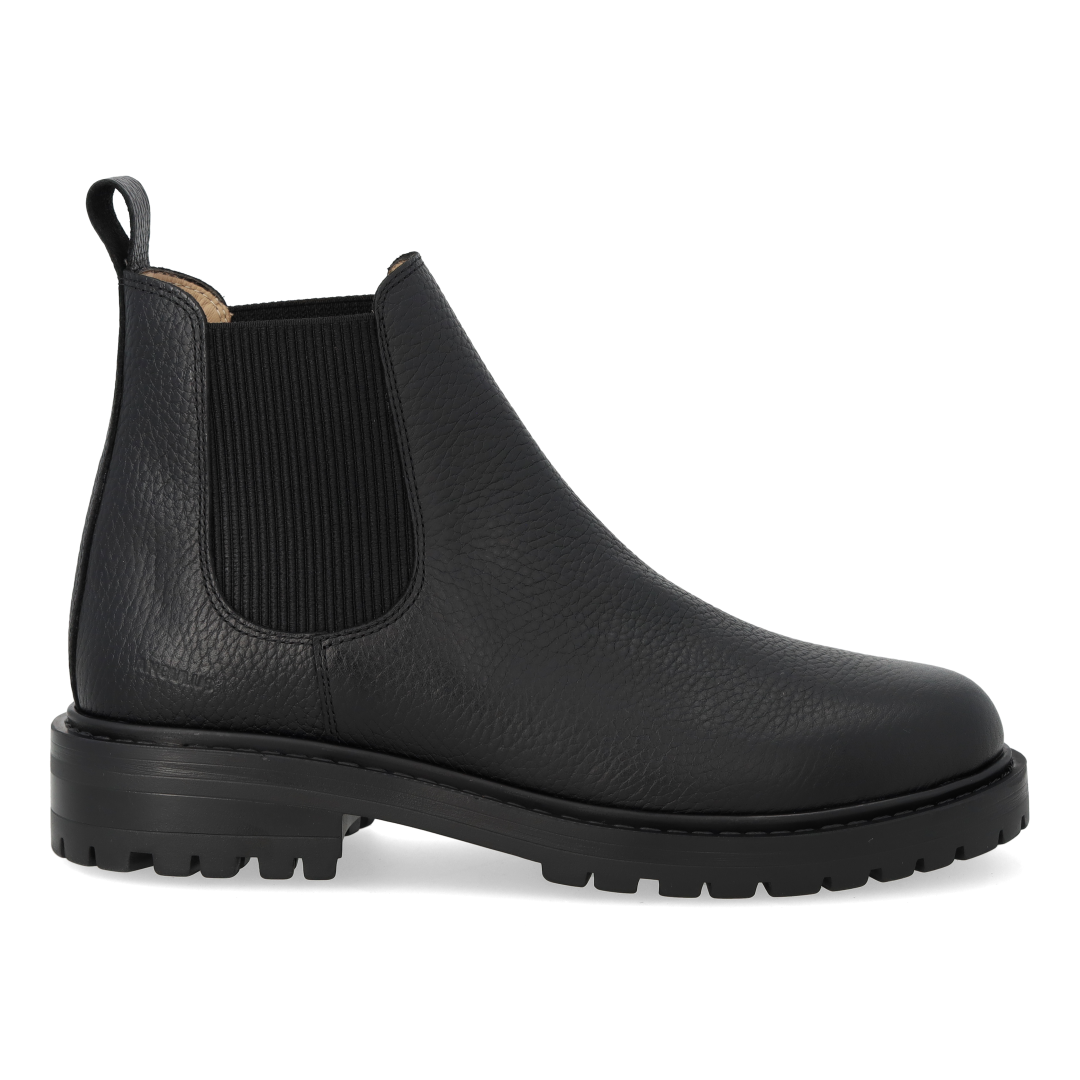 Chelsea boot with elastic