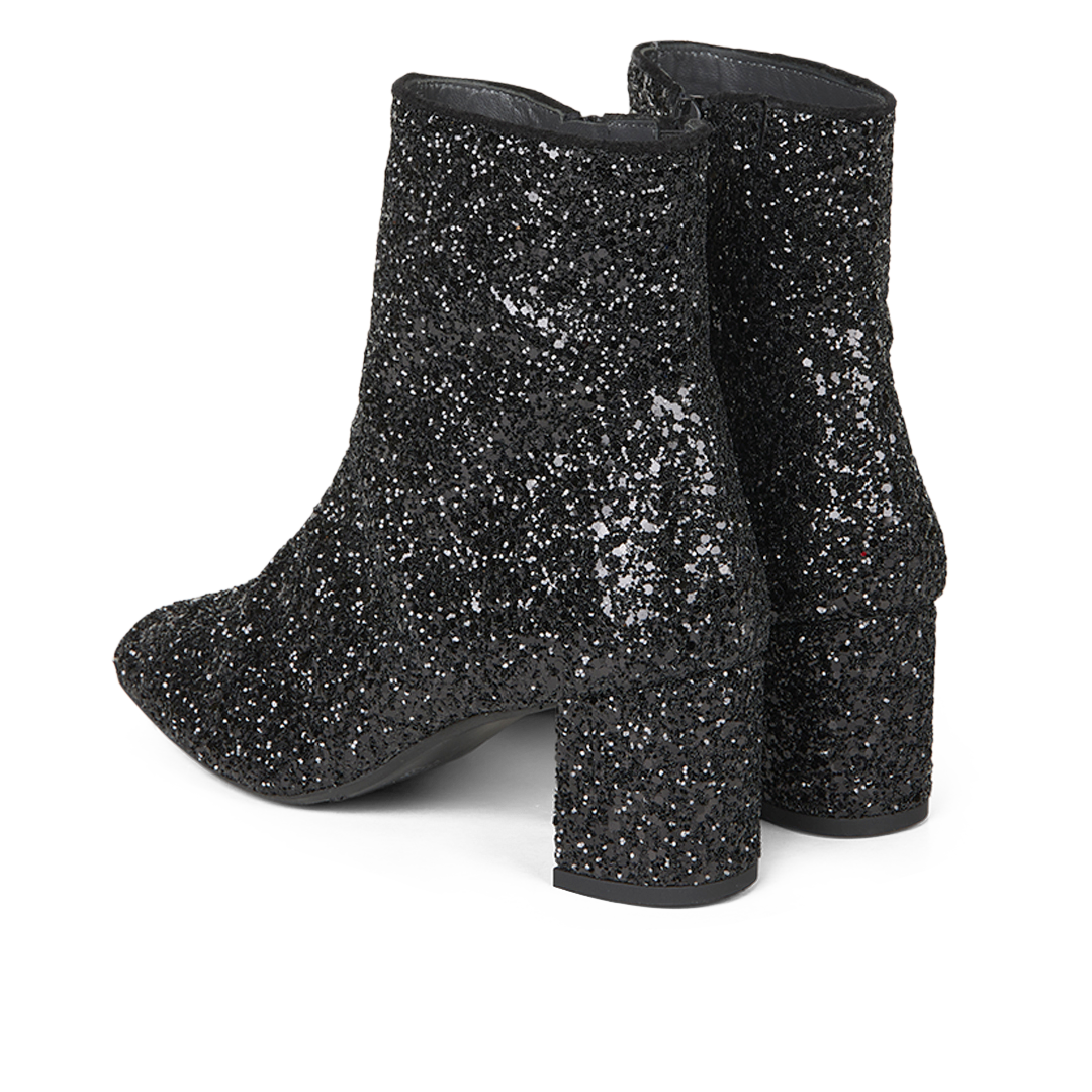 Sparkling glitter boot