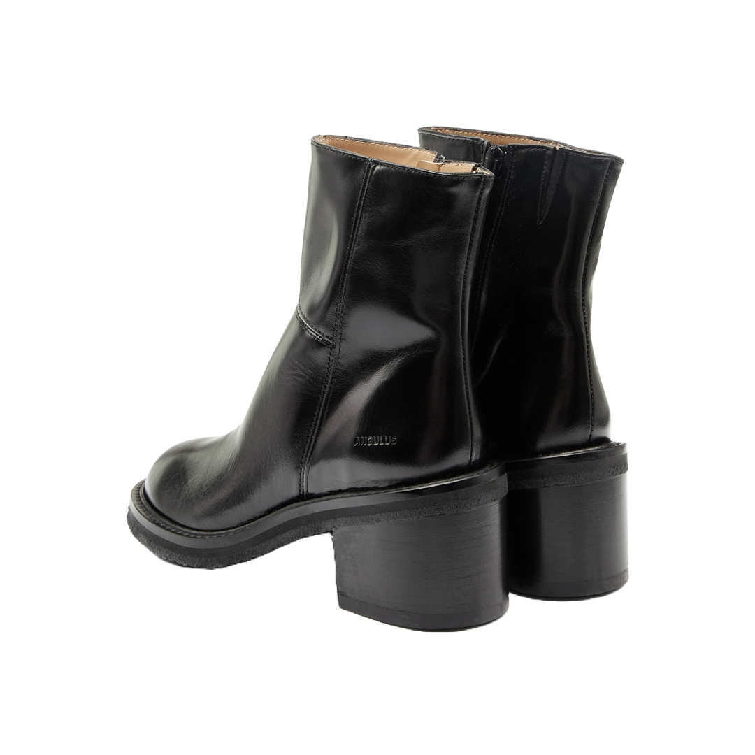 Leather boot with graphic block heel