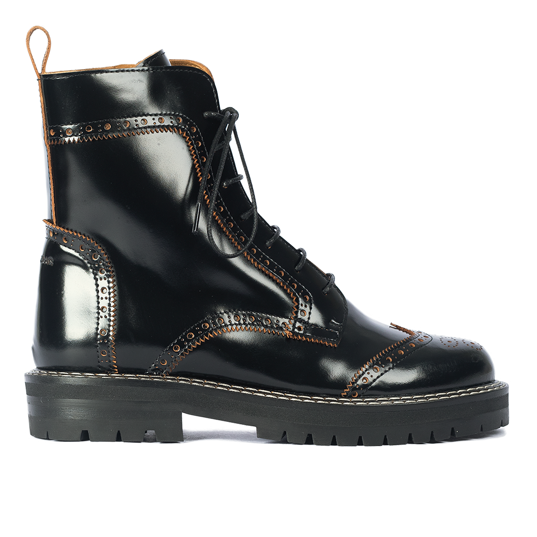 Chunky lace-up boot with brogue perforations