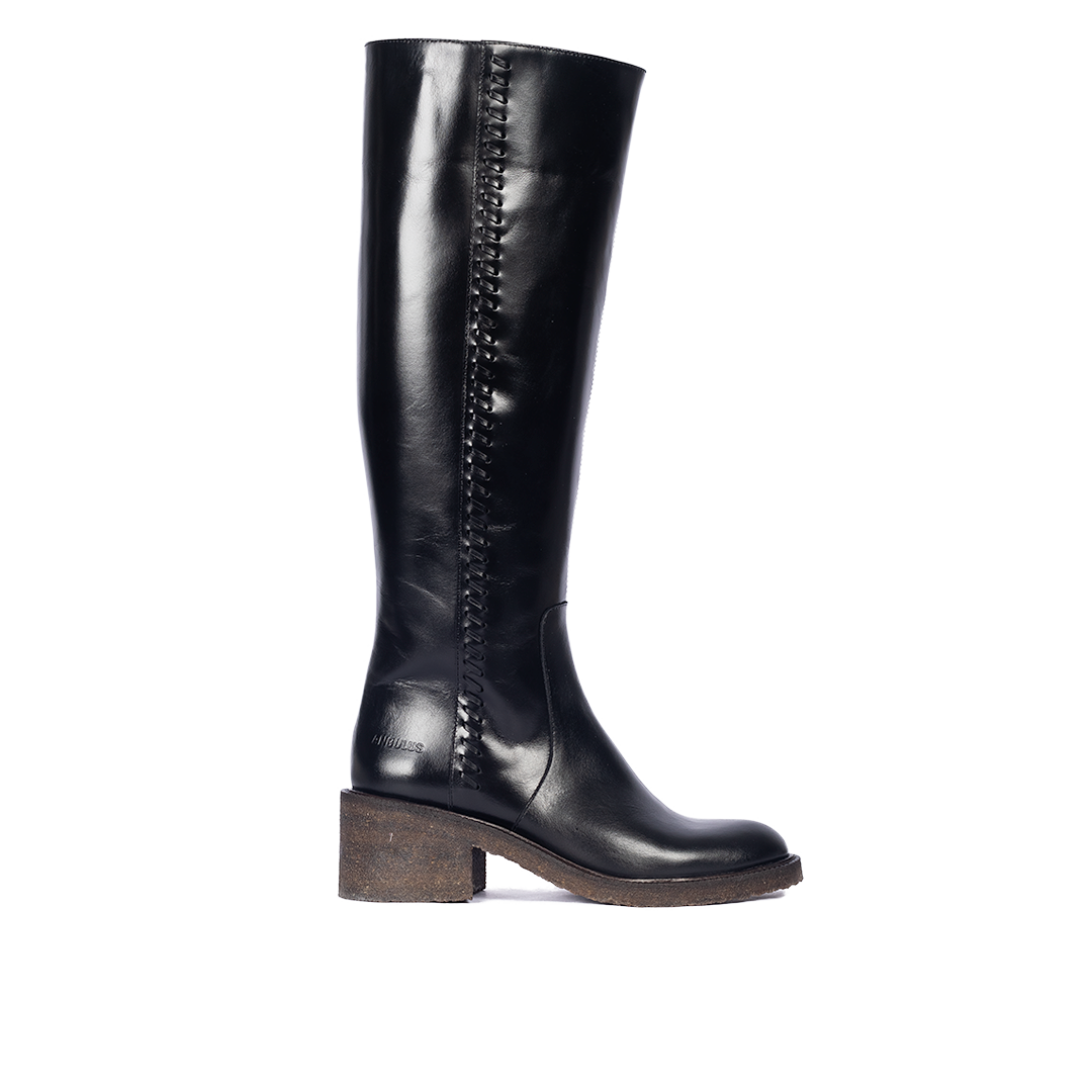 Long Shafted boot with braided stitching details