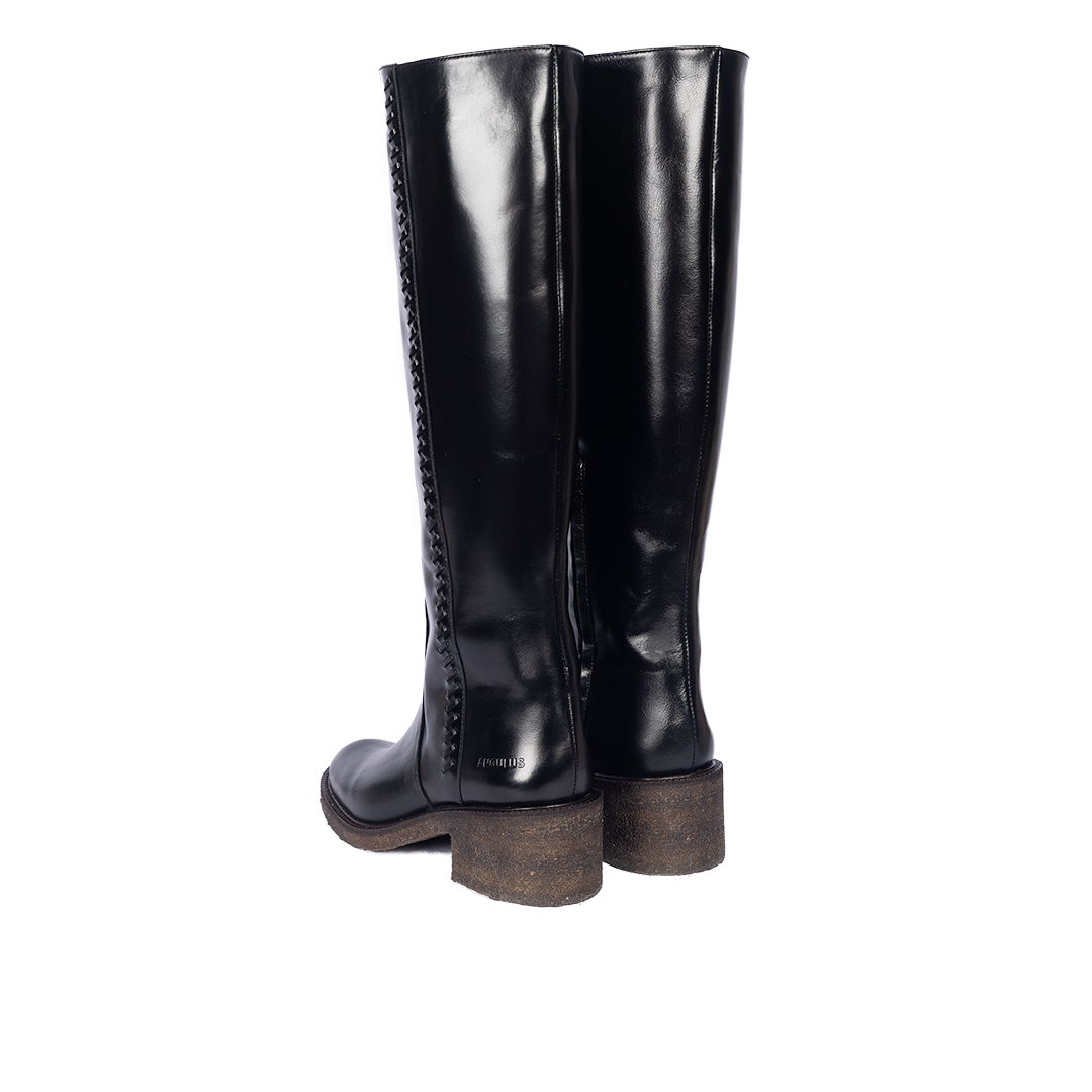Long Shafted boot with braided stitching details
