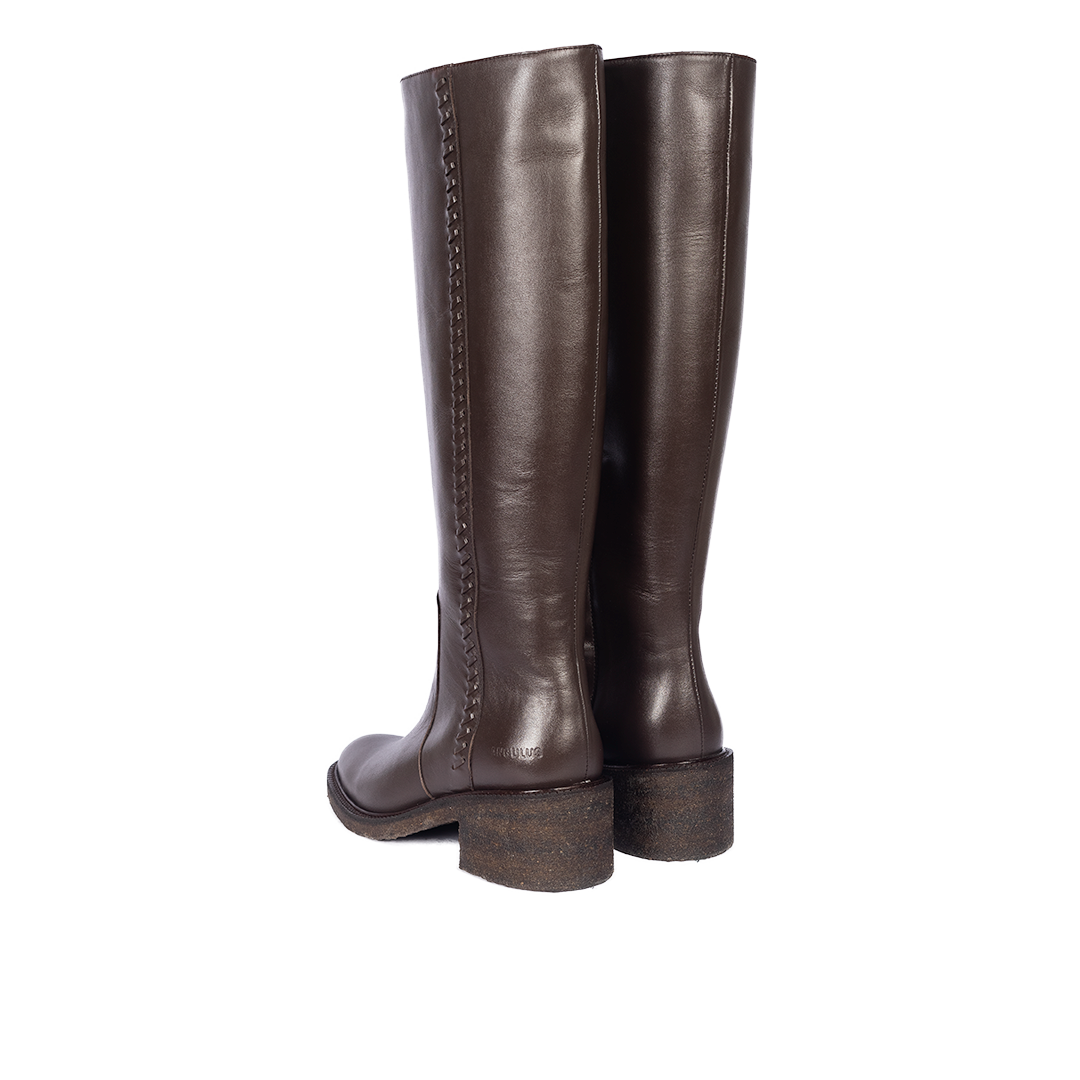 Long Shafted boot with braided stitching details