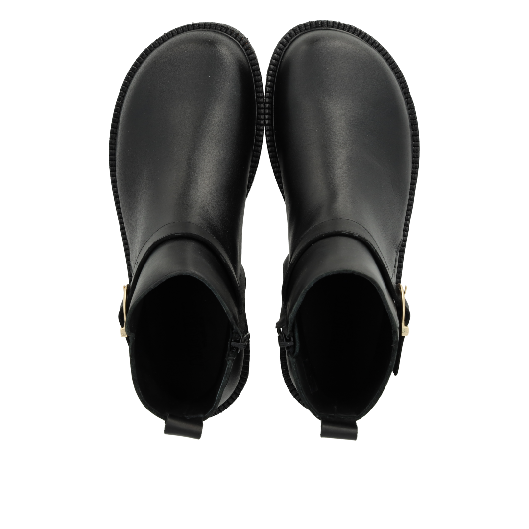 Boot with buckle detail