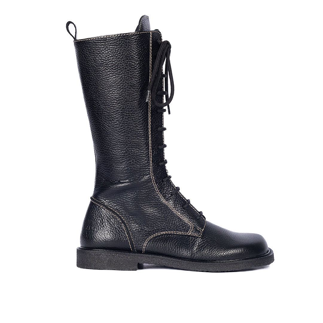 Long Shafted lace-up boot with contrast details