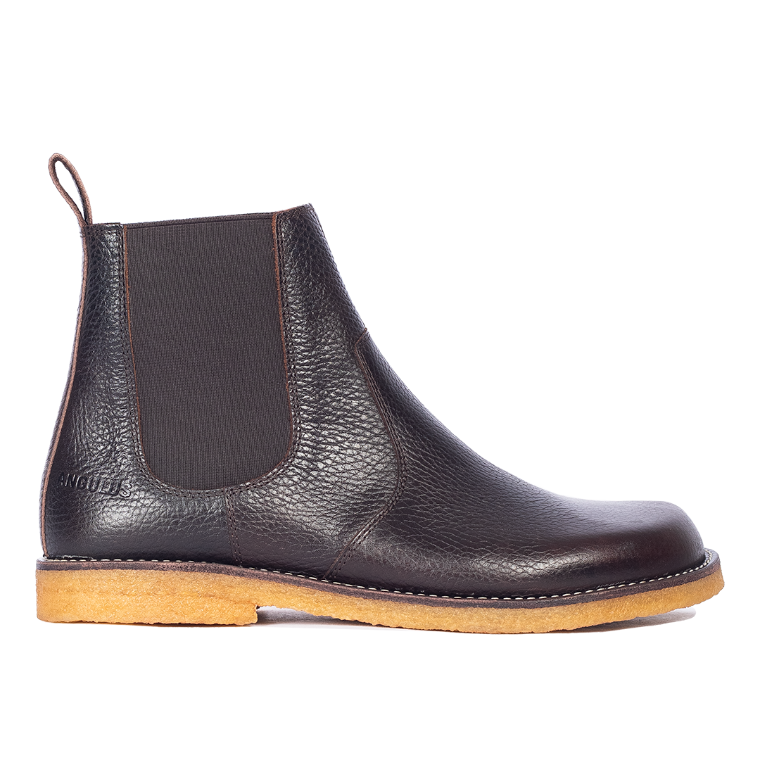 Chelsea boot with contrast stitching