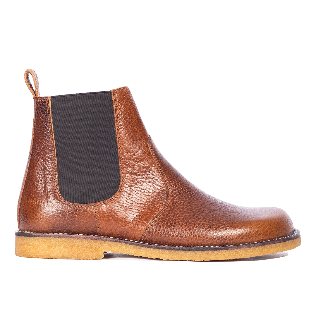 Chelsea boot with contrast stitching