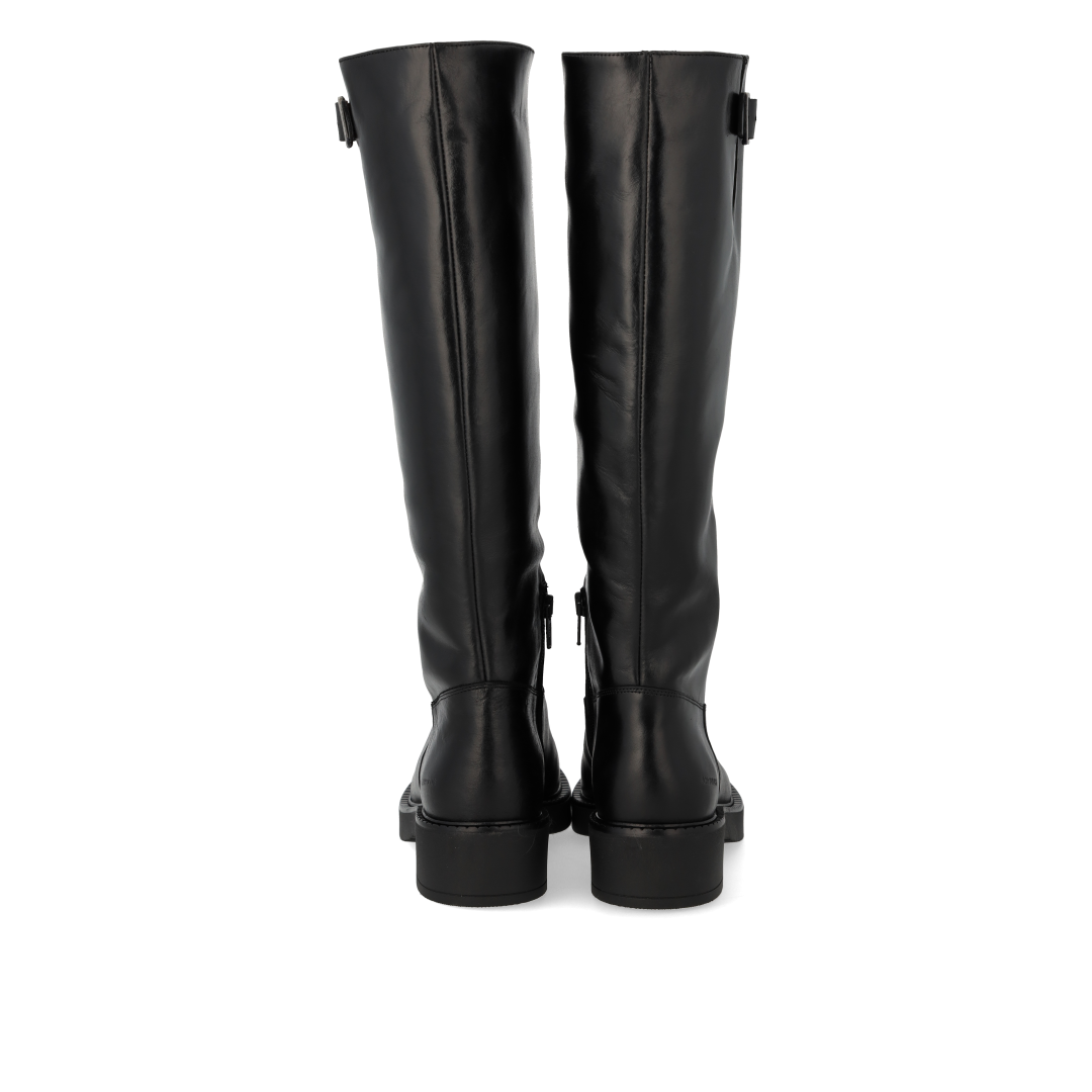 Long Shafted boot with buckle detail