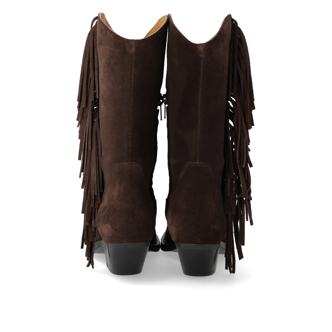 Cowboy boot with curved shaft and fringes