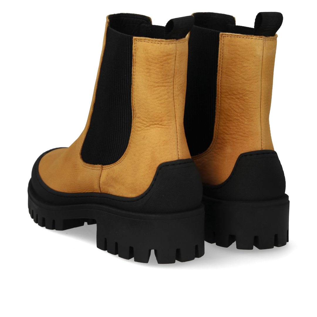 Chelsea boot