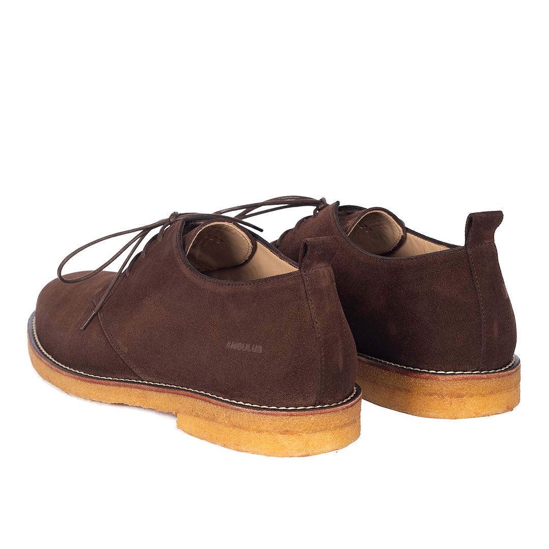 Lace-up shoes