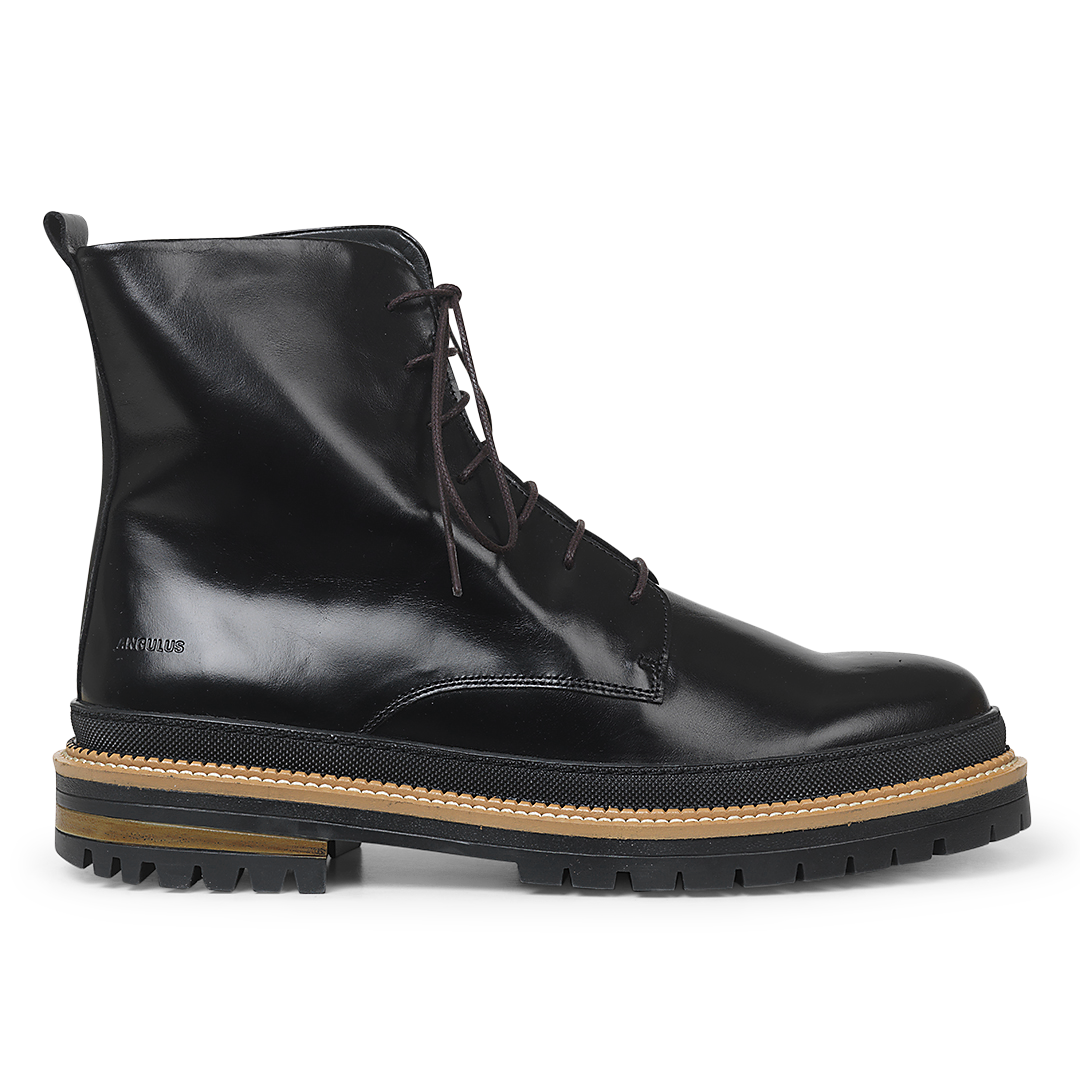 Lace-up boot
