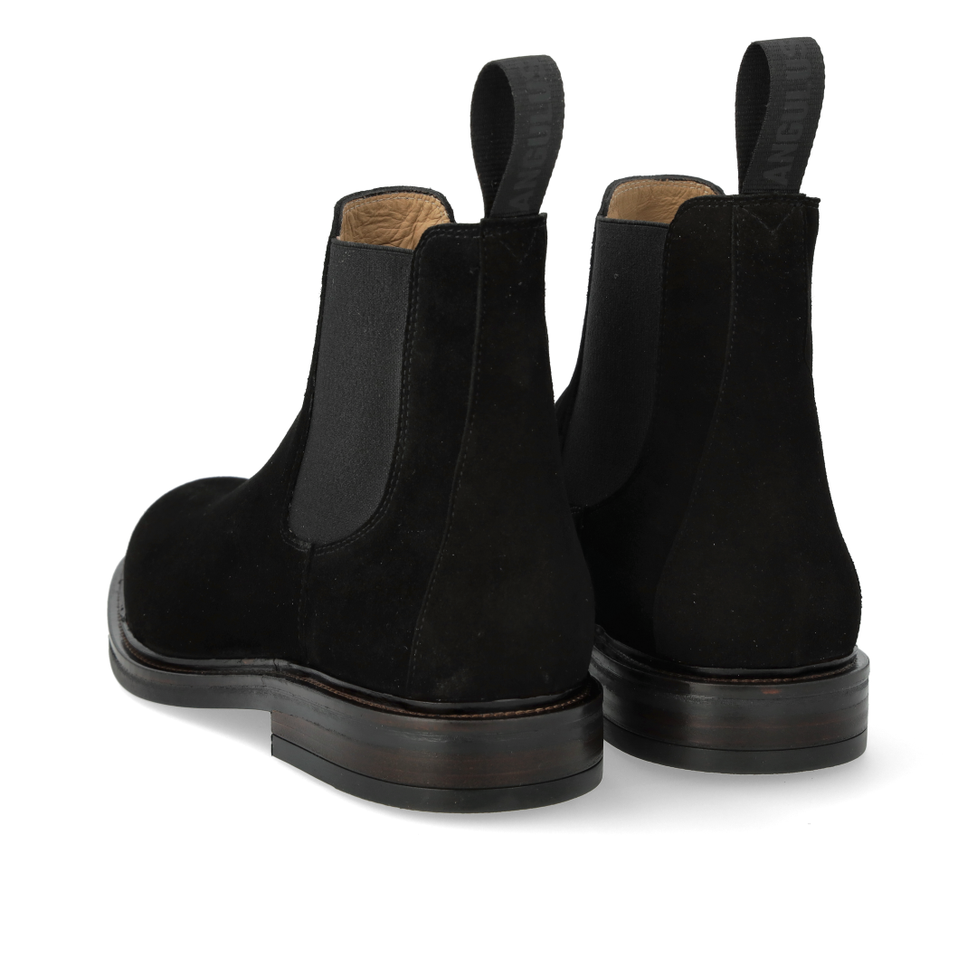 Classic chelsea boot
