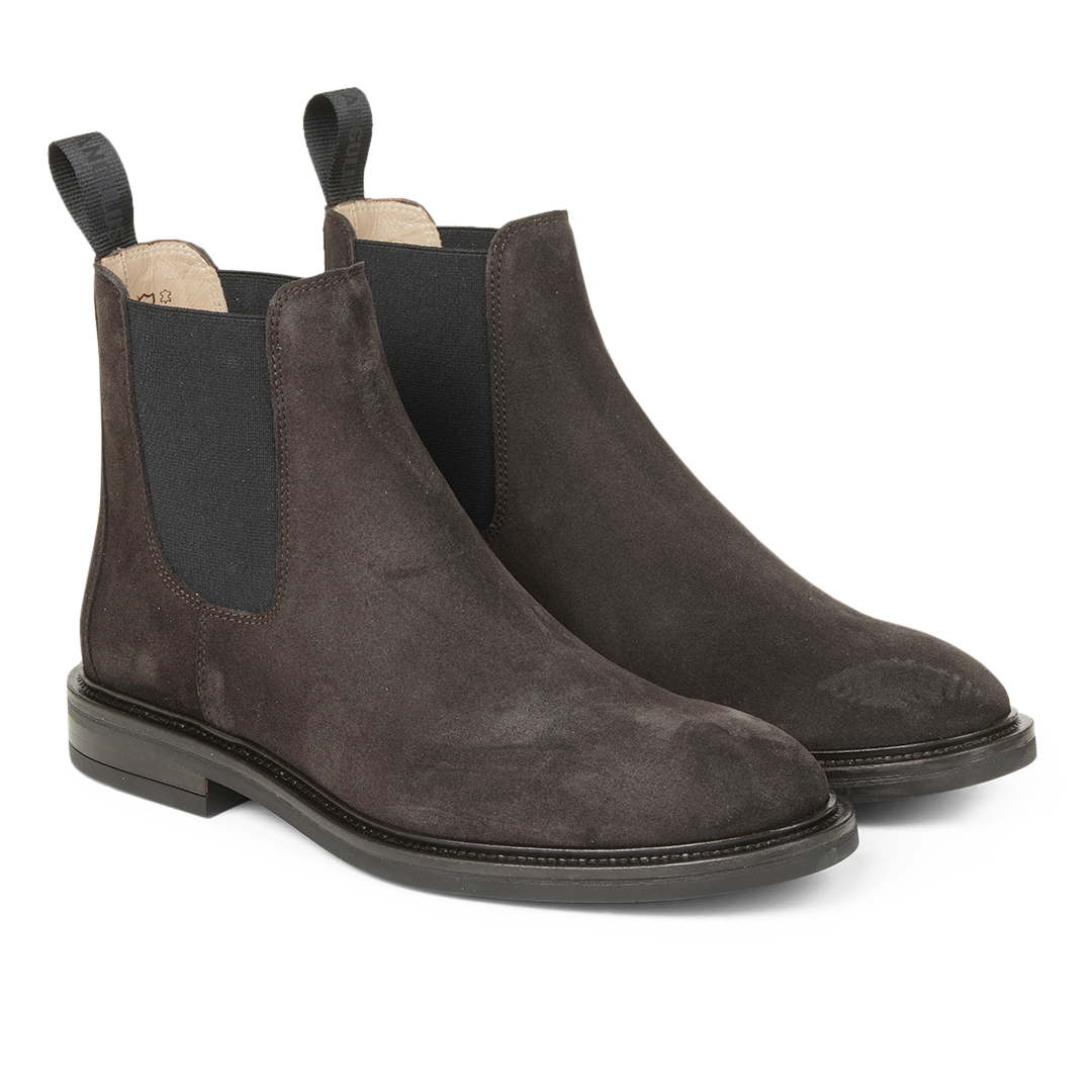 Classic chelsea boot