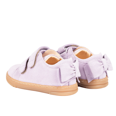 Sneaker with bow and velcro closure