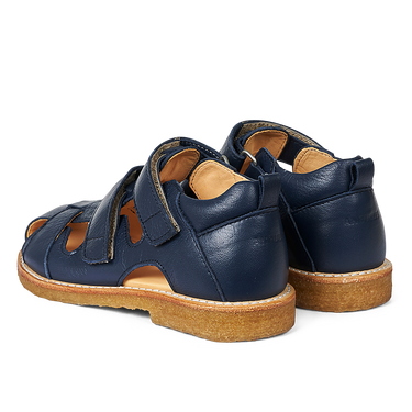 Sandal with velcro closure