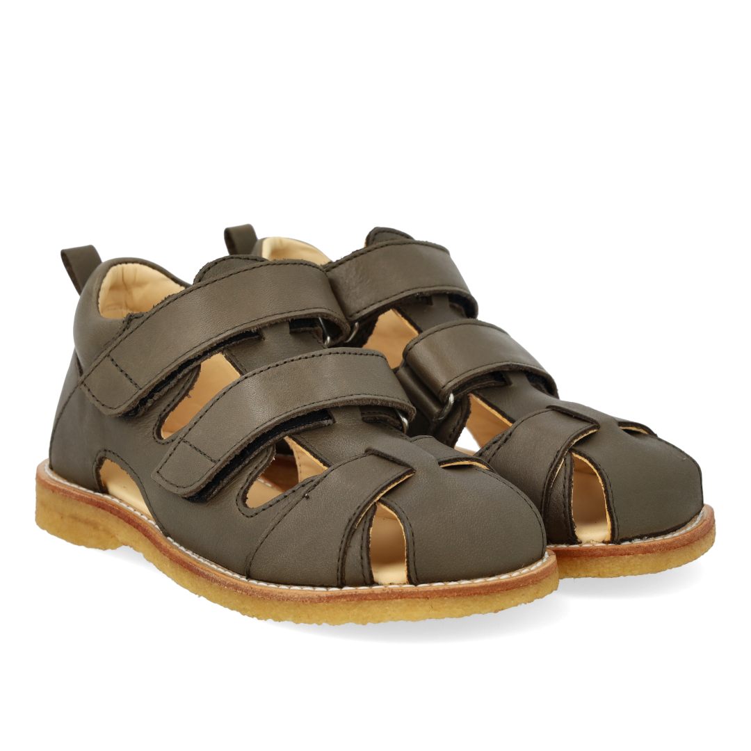 Sandal with velcro closure