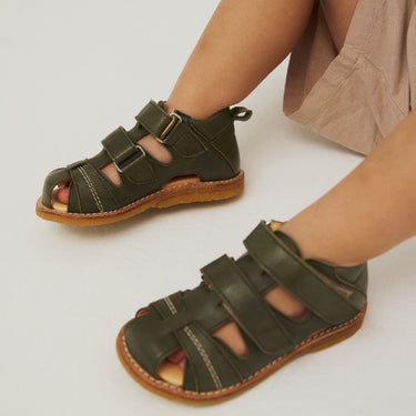 Starter sandal with velcro closure