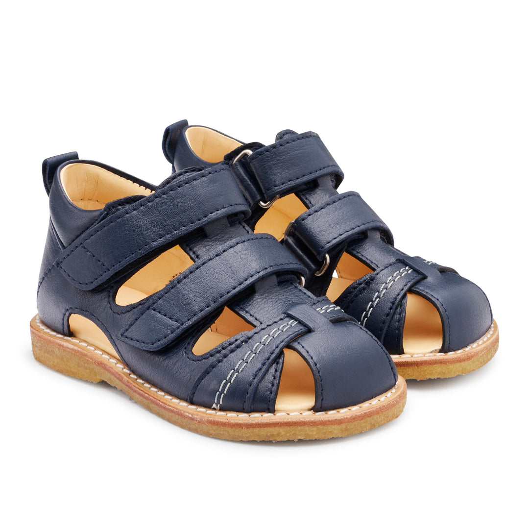 Toddler sandal with velcro closure