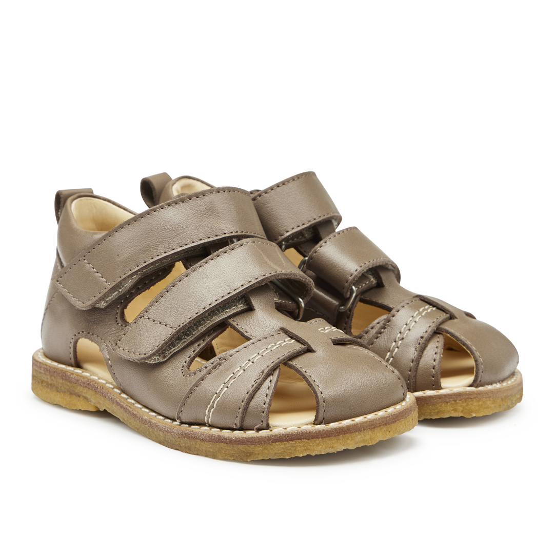 Toddler sandal with velcro closure