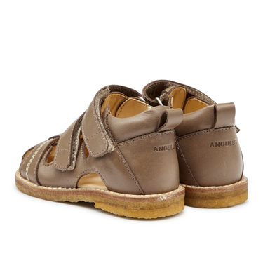 Starter sandal with velcro closure