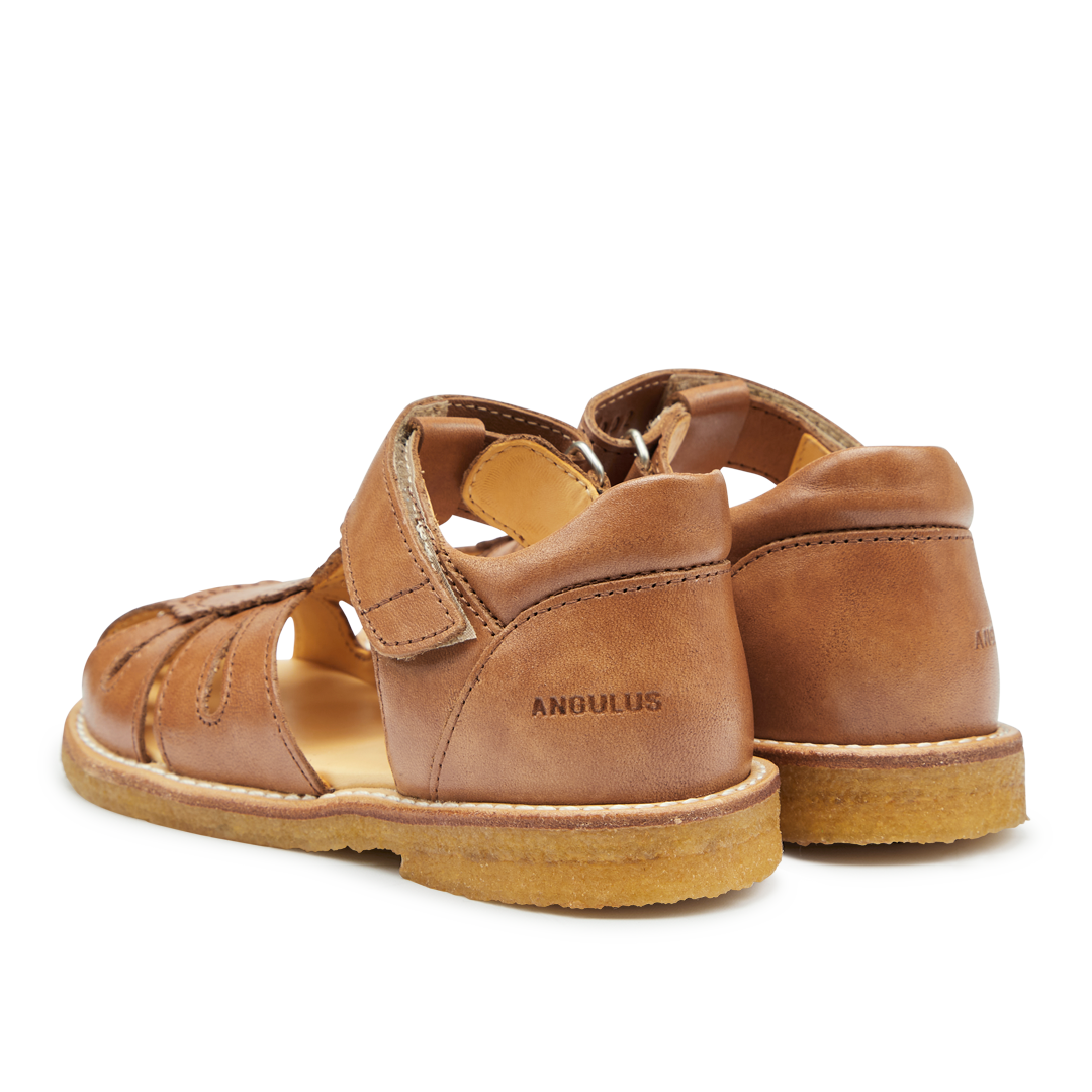 Sandal with teardrop detail