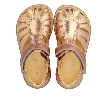 Sandal with drop detail and velcro closure