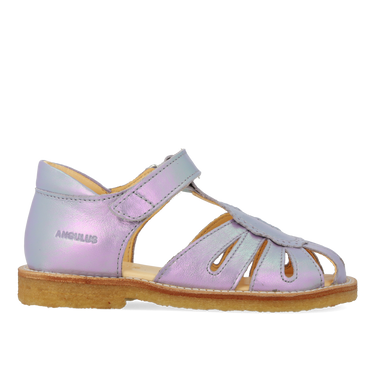 Sandal with drop detail and velcro closure