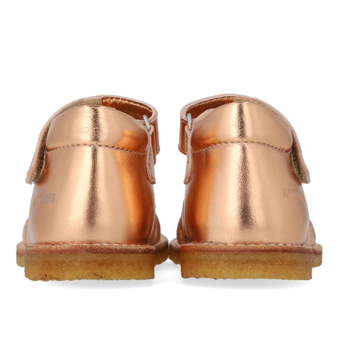 Toddler sandal with Velcro closure